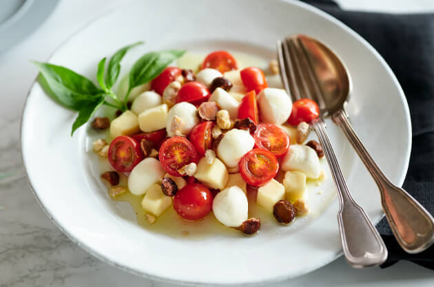 バニラ専門店の2種チーズカプレーゼ