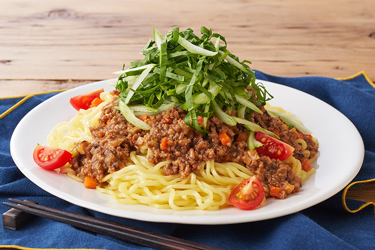 Kit 野菜そぼろをからめて ジャージャー麺 Isetan Door