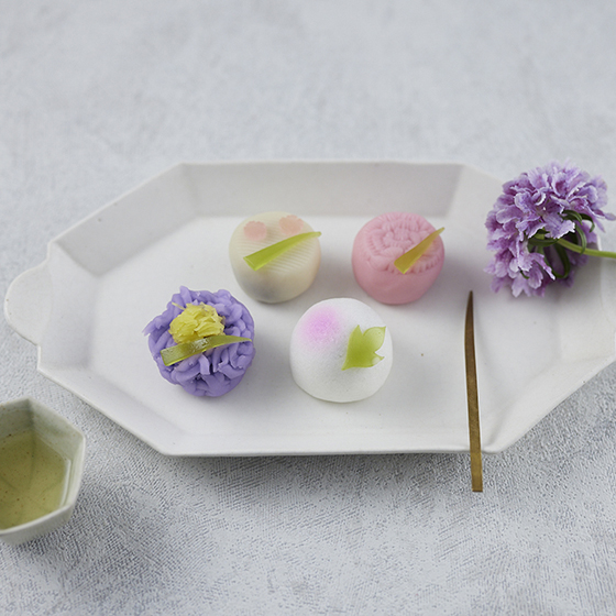 [���]�E���c��]�G�߂̏㐶�َq�l�����i���āj