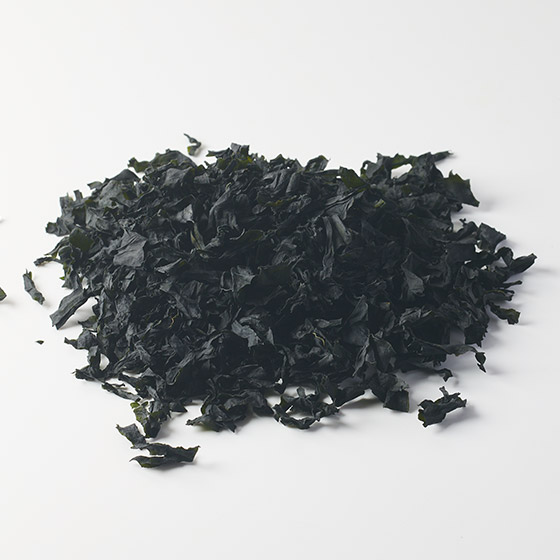 �y��e�ʁz�Ί��\�O�l���t����Ă��I�J�b�g�����킩��