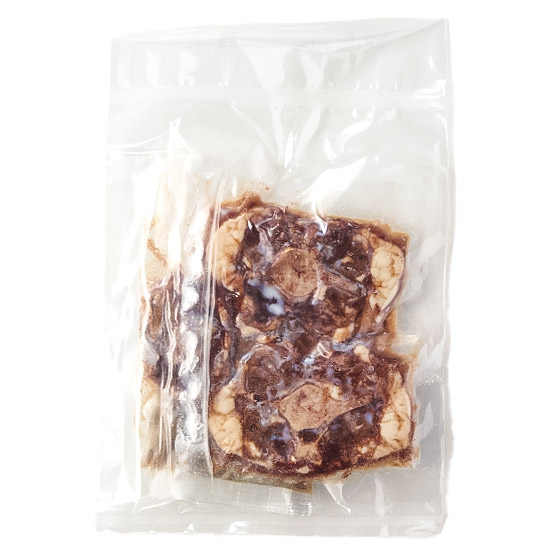 ����Ŏύ��ނ����I���e�[������G�X�j�b�N���X�[�v