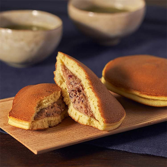 口どけさっぱり 北海道大納言と生クリームのどら焼き|ISETAN DOOR